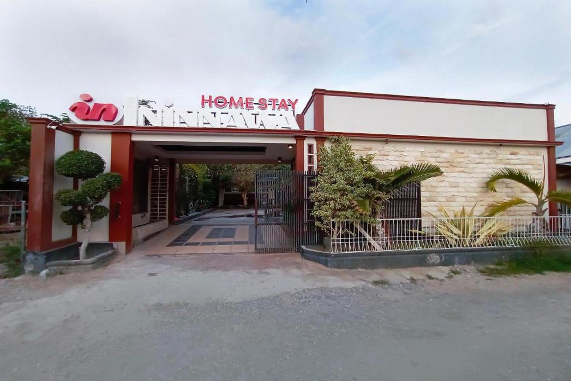 Reddooz Plus At Ininnawa Homestay Syariah Palu Exterior photo